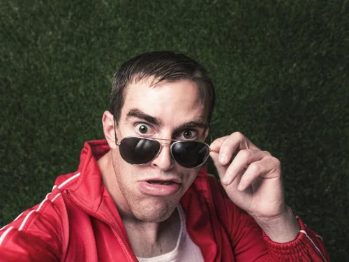 Dream Meaning: A Guest Arriving with a Gift in a Dream: Unexpected Blessings Manifest