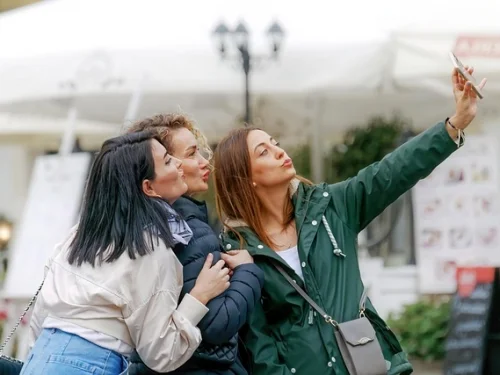 Dreaming of Atom Ant meaning