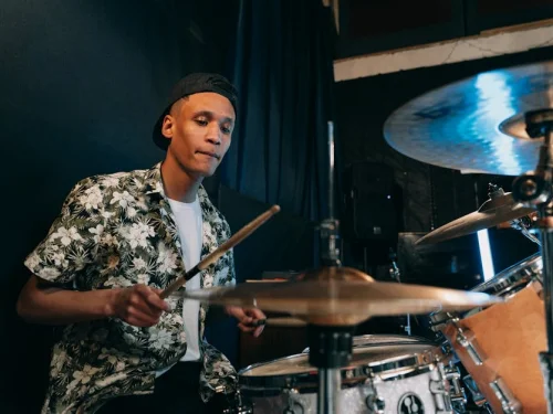 Dream Meaning of Seeing Emir Sultan: Spiritual Guidance and Inner Peace