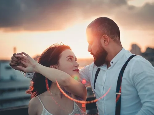 Dream Interpretation: Dreaming of someone else holding a knife: Unveiling Hidden Threats