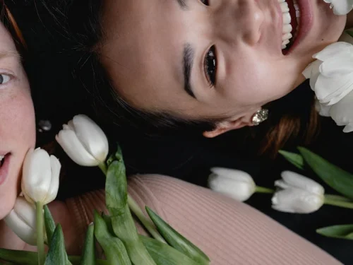 Dream Meaning: Dreaming of Your Partner Giving You an Apple: Symbol of Connection