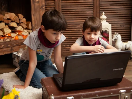 Driving a Car with a Sibling Dream Meaning: Navigating Shared Destinies