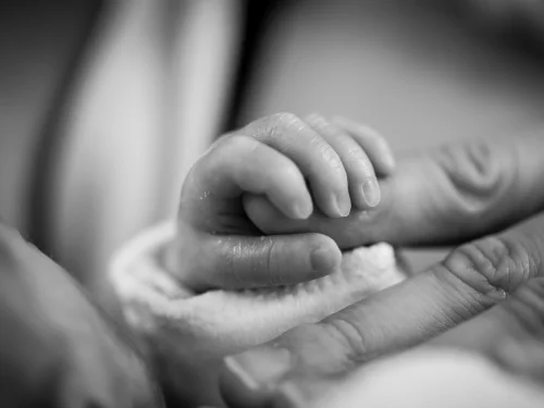 Offering Hot Water in a Dream: Symbol of Nurturing and Transformation