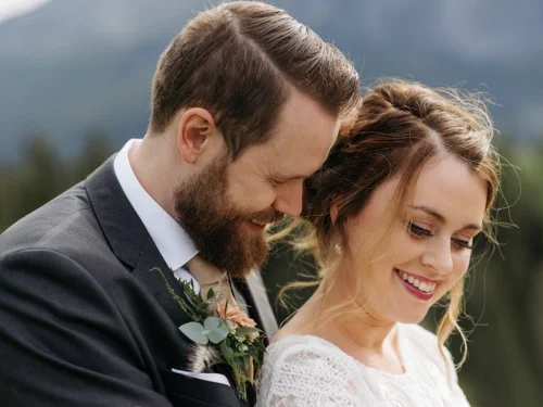 Dream Meaning of a Broken Kitchen Countertop: Unforeseen Disruptions, Practical Challenges