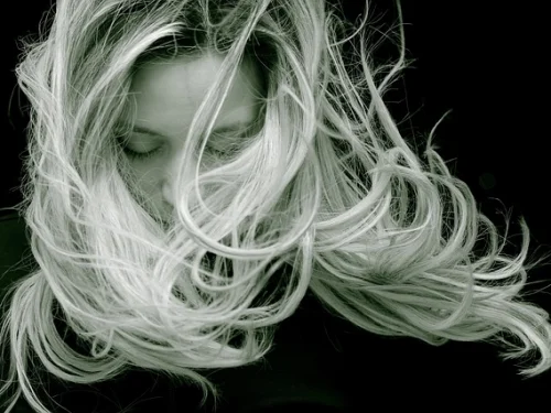 Seeing Rice and Salt in a Dream Meaning: Essential Abundance and Preservation